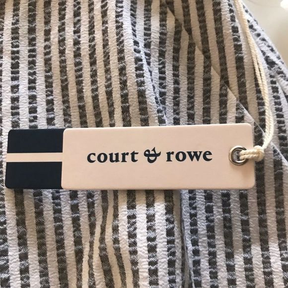 COPY - NWT Court & Rowe size 6 gray and white striped a-line skirt - Picture 11 of 13